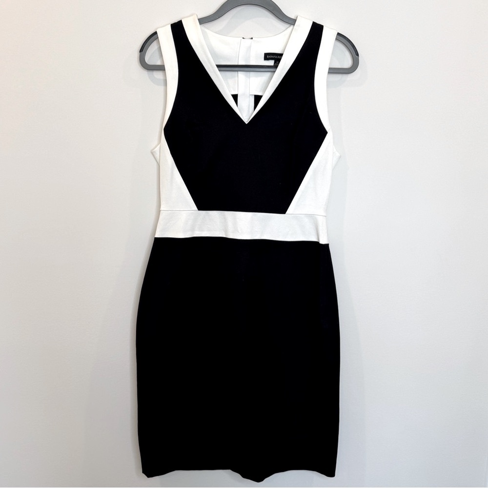 Banana Republic Black and White Sleeveless Dress